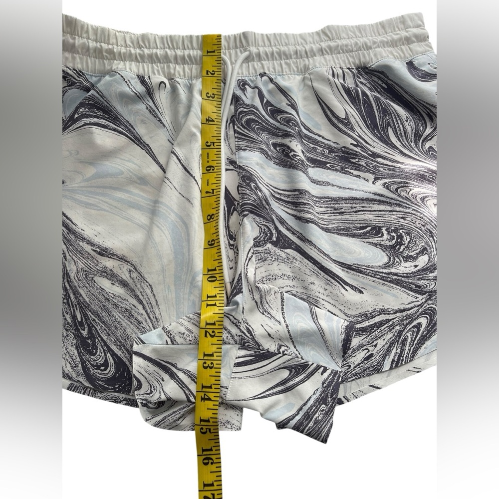 Athleta All Activity Short Print Marbled Drawstring Zip Pocket Women’s Size L - Picture 14 of 16